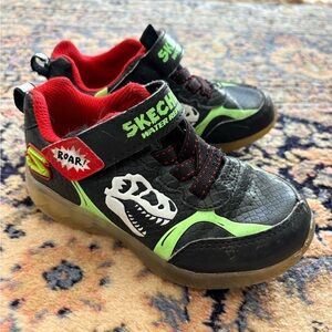SKECHERS light-up dino sneakers